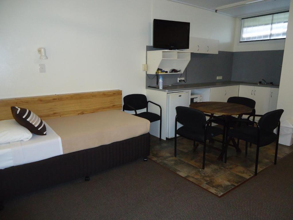 Moondarra Motel Innisfail Ruang foto