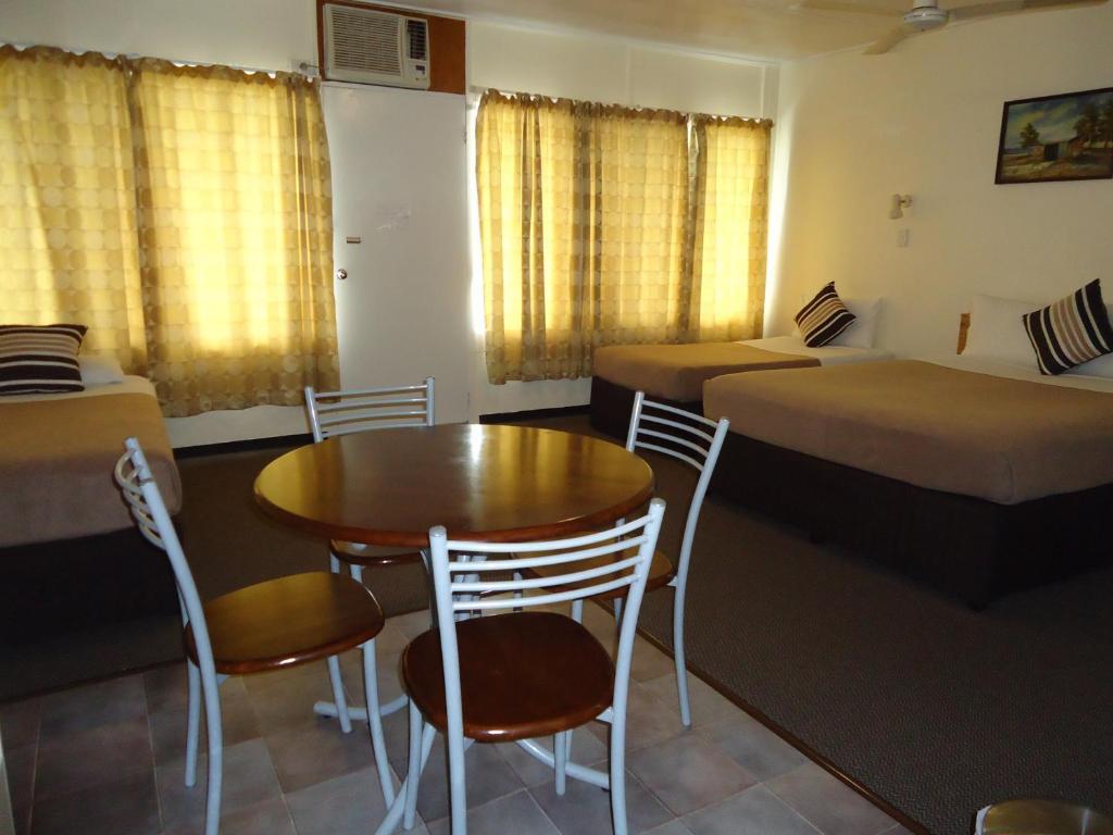 Moondarra Motel Innisfail Ruang foto